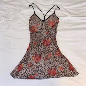 Small Leopard Print Slip. Super cute 🐆